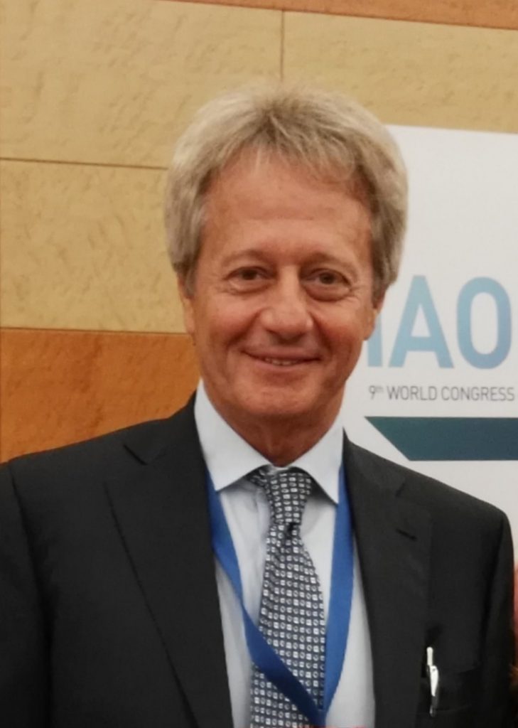 Ebe552e0 C5cd 4039 Bc6d B9a816d12aee 729x1024